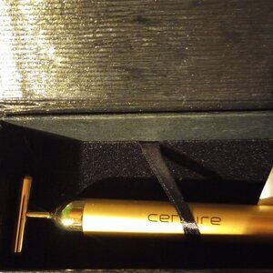 Gently used Cenoire 24K Beaute^ Bar